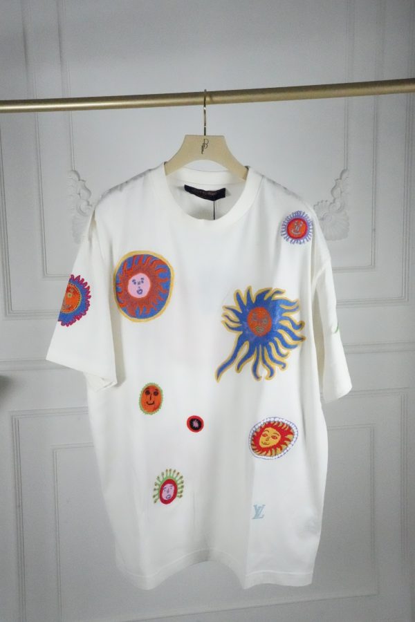 LV TSHIRT LIMITED