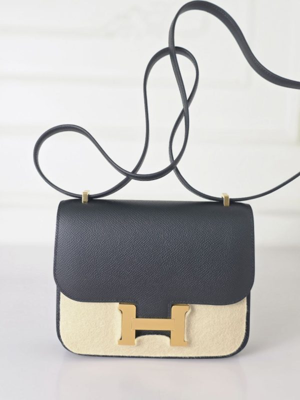 Hermes Constance 18