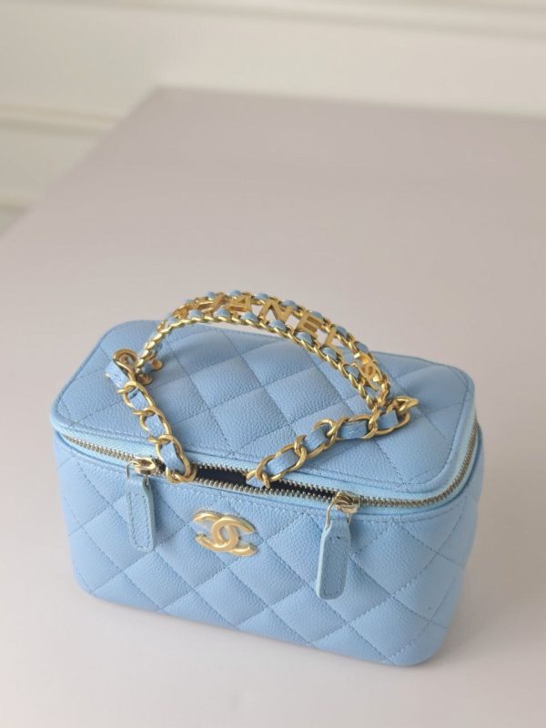 Chanel vanity bag - Image 2