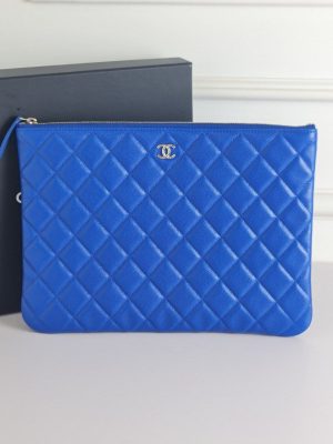 Chanel clutch