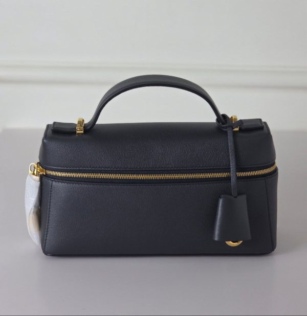 Loro piana bag size 23